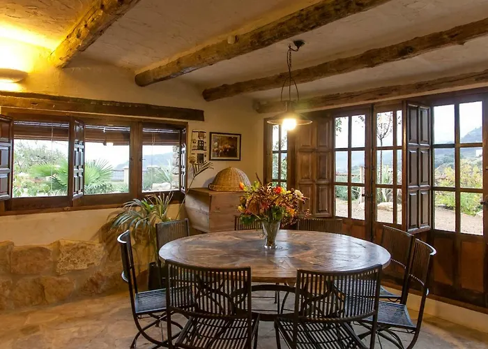 Venkovský dům La Covarxella